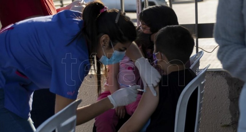  El ente regulador autoriz&oacute; la dosis de refuerzo con Pfizer en ni&ntilde;os de 5 a 11 a&ntilde;os 
