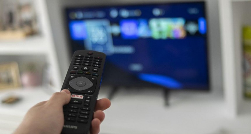  Enacom autorizó subas para telefonía, internet y TV de 4,5% mensual hasta fin de año 