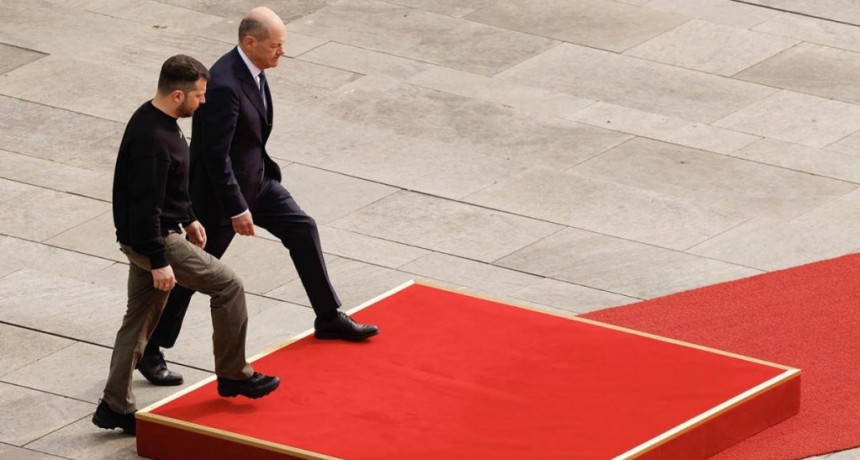  Zelenski rechazó el informe de Estados Unidos y negó un ataque a Rusia 