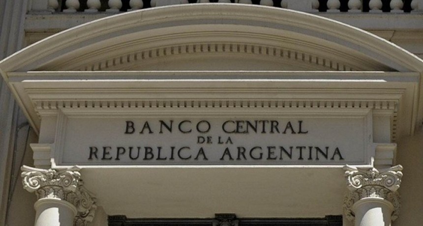  El Banco Central dispuso subir la tasa de interés para plazos fijos al 97% anual 