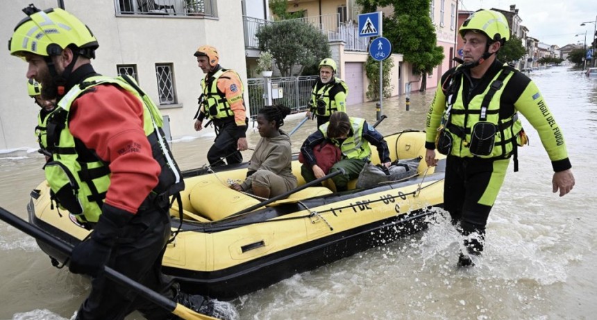  Ferrari donó un millón de euros para los damnificados por las inundaciones en Italia 