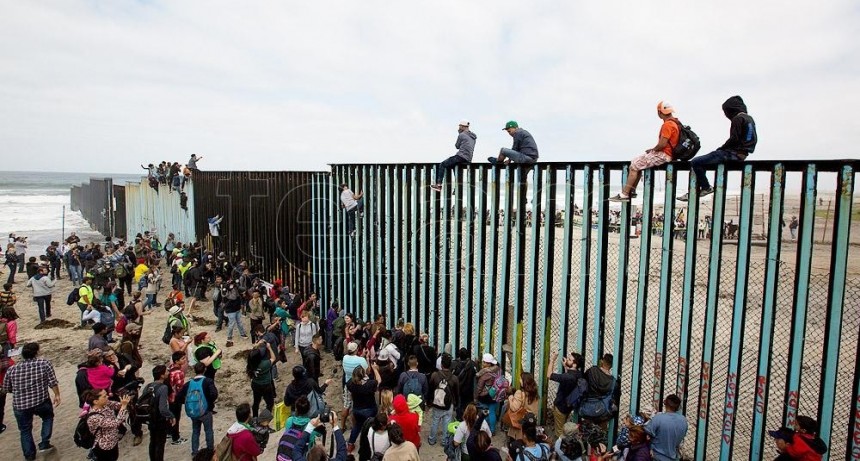  Migración en EEUU: la nueva norma redujo los cruces ilegales desde México 