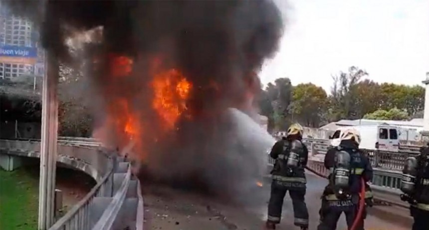  Un micro escolar se incendió en la avenida General Paz 