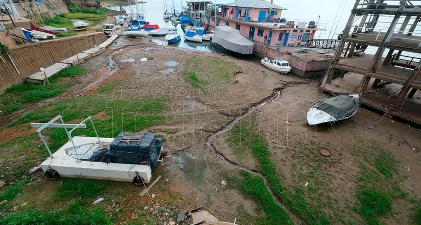 Continúa la bajante extraordinaria del río Paraná y hay reducción en la navegación