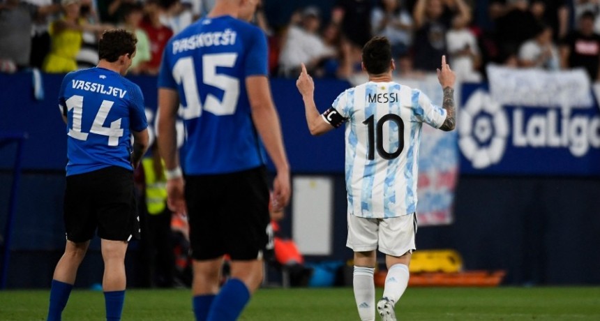  Messi hizo por primera vez cinco goles con la camiseta argentina y agiganta su historia 
