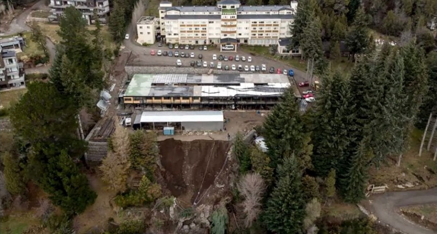  Alud en un hotel en Bariloche: encontraron los dos cuerpos de los turistas uruguayos 