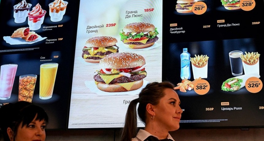  Reabren en Rusia los antiguos locales de McDonalds bajo el nombre "Delicioso y punto" 