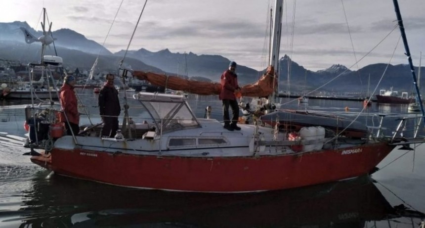  Identificaron el velero que embisti&oacute; una ballena en el Canal Beagle 