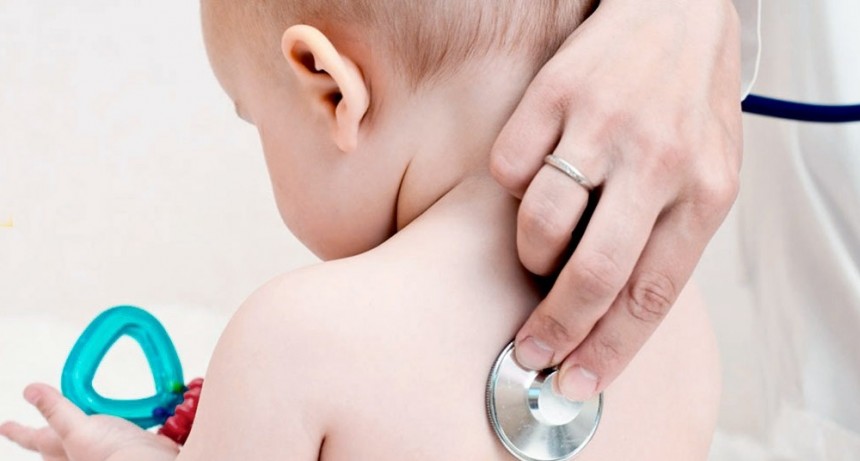  Bronquiolitis: a qué edad afecta más a los niños y cuánto tarda en curarse 