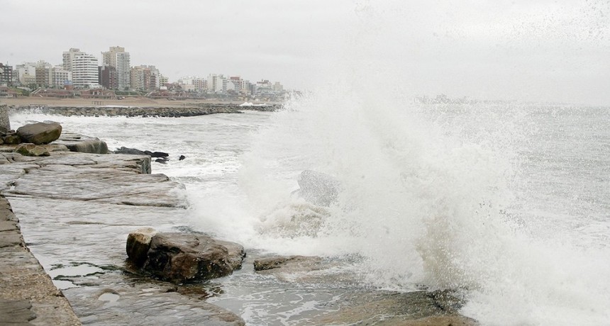  Alerta por lluvias y tormentas en la costa bonaerense 