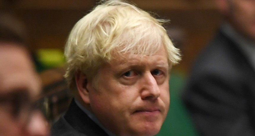  El exprimer ministro británico Boris Johnson renunció como diputado 