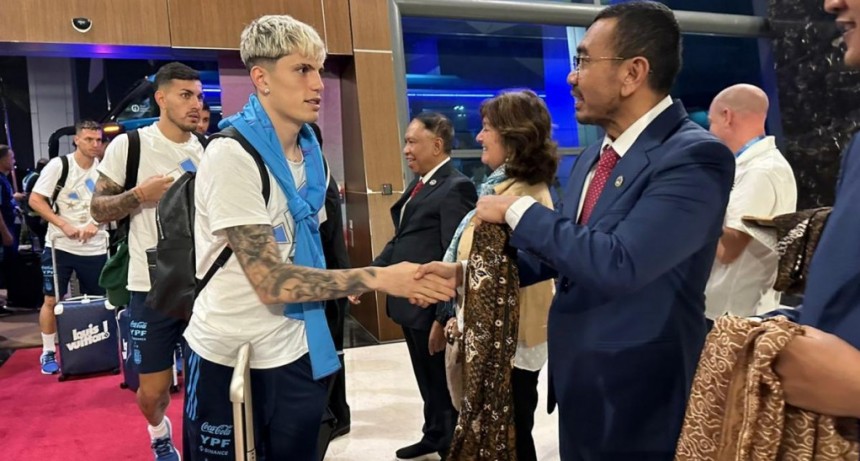  Argentina llegó a Indonesia para el segundo amistoso en Asia contra la Selección local 