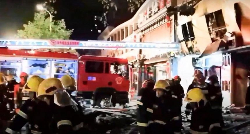  Explot&oacute; un restaurante en China y hay 31 muertos 