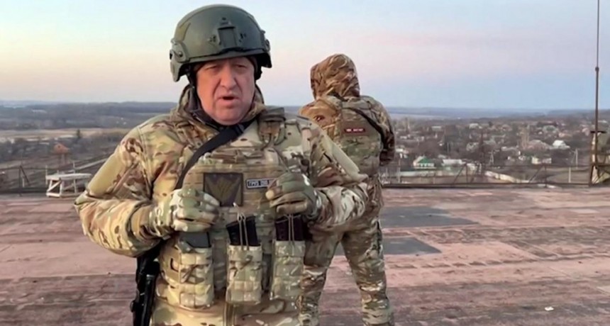  El l&iacute;der del grupo paramilitar rebelde Wagner acept&oacute; detener su marcha hacia Mosc&uacute; 