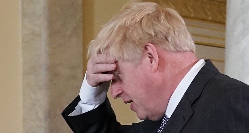  Dos ministros brit&aacute;nicos renunciaron con cr&iacute;ticas a Boris Johnson 