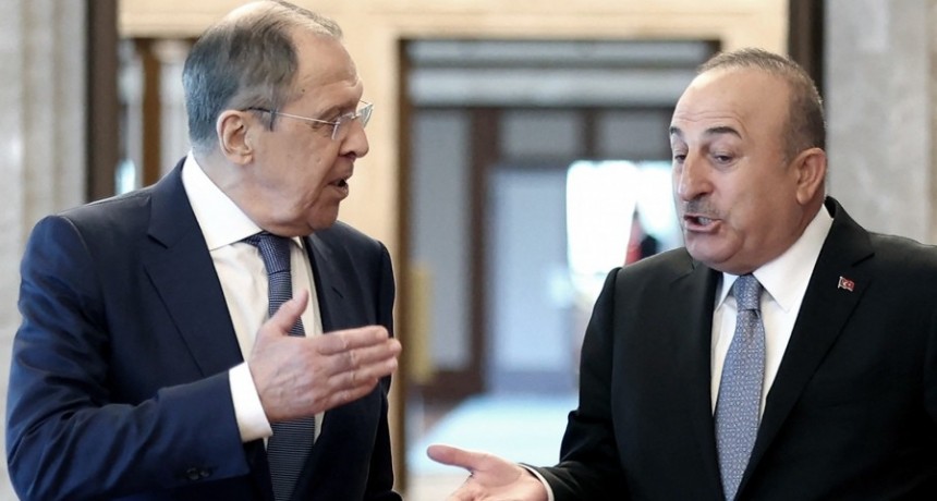  Rusia y Ucrania discuten cómo reanudar la exportación de cereales bloqueados por la guerra 