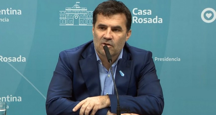  Darío Martínez: 