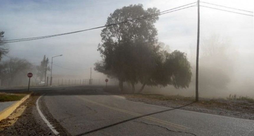  Rigen alertas amarillos y naranjas por fuertes vientos y lluvias para el sur argentino 