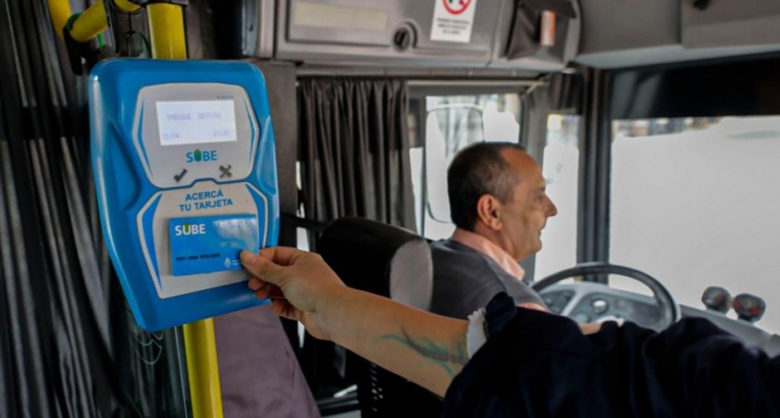  Las tarifas de colectivos y trenes en el AMBA aumentaron un 8% 