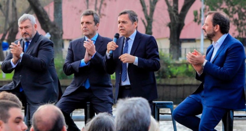  Massa lanzó la tarjeta SUBE para el transporte del Delta bonaerense 