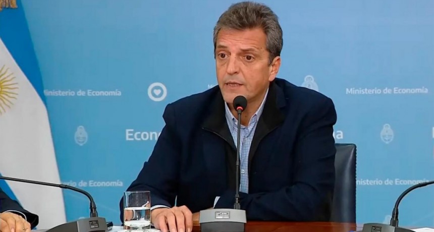  Massa anunció el levantamiento del paro de colectivos y llamó a una mesa de diálogo 