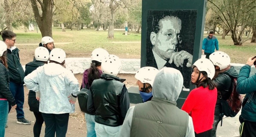  Comenzaron los homenajes a Favaloro en el mes del centenario de su natalicio 