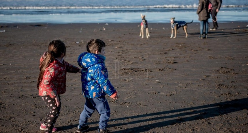  Estudiantes de 15 provincias empezaron hoy las vacaciones de invierno 