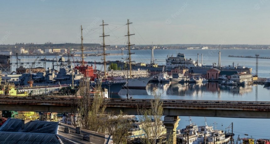  Rusia lanzó ataques con drones contra un puerto de la provincia ucraniana de Odesa 