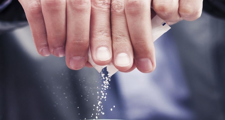  La OMS alertó sobre el posible efecto cancerígeno del edulcorante aspartamo 