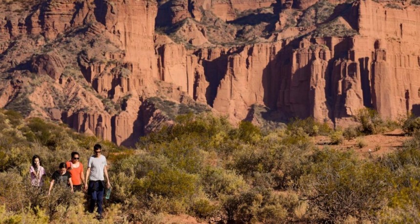  Esperan que el movimiento turístico por vacaciones supere los 5,5 millones de personas 