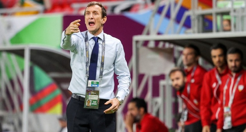  El DT de Emiratos Arabes confirmó el amistoso con Argentina a días del debut 