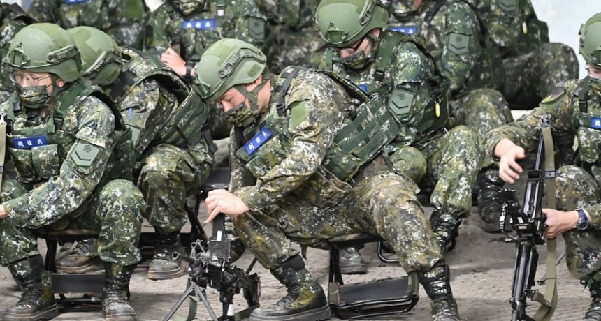  Representantes de EEUU llegaron a Taiwán, en medio de tensiones con China 
