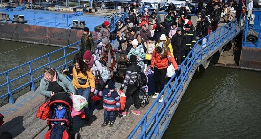  Más de 7,5 millones de refugiados ucranianos huyeron a países de la UE 