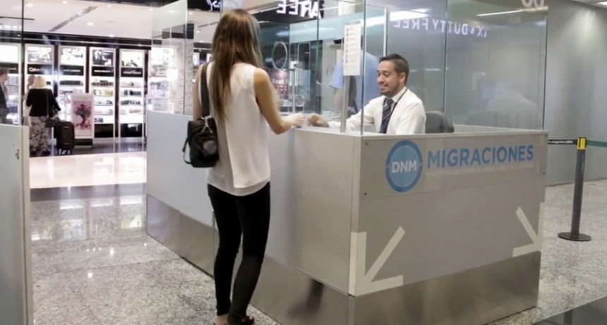  Ya no hay que completar una declaración jurada electrónica para entrar y salir del país 