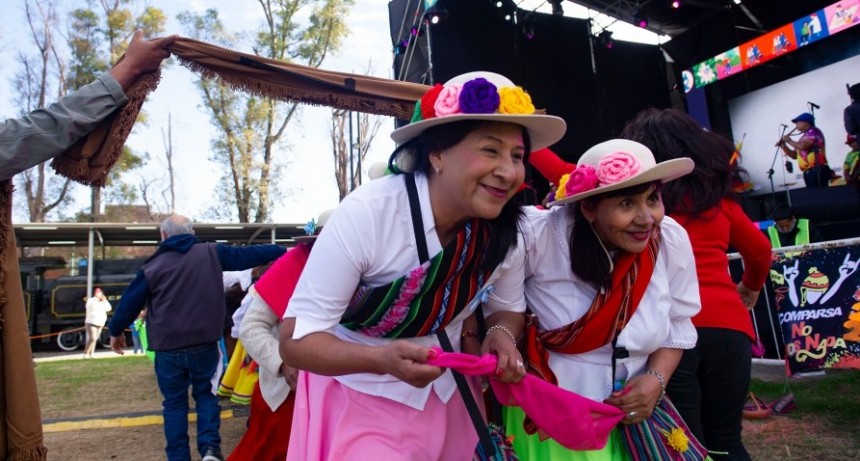  Con bombos, sikuris y miles de personas, se celebraron los 210 años del Éxodo Jujeño 