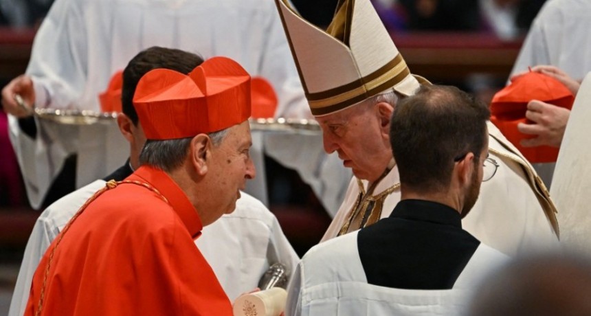  Francisco reúne a cardenales de todo el mundo para dialogar sobre la Reforma de la Curia 