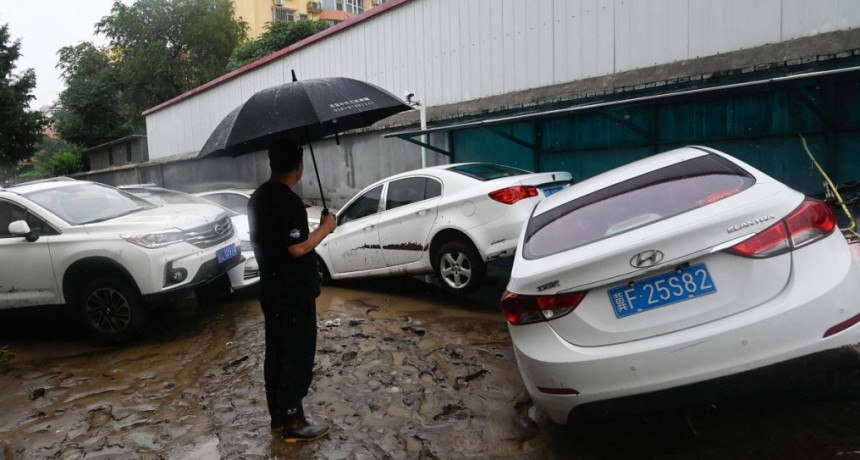  Al menos 20 muertos y 19 desaparecidos por las lluvias torrenciales en China 