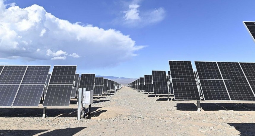  Minera Exar acordó con YPF Luz suministro para cubrir 30% de su demanda con energía solar 