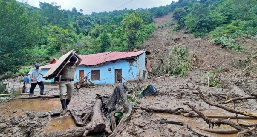  Al menos 24 muertos en India tras fuertes lluvias 