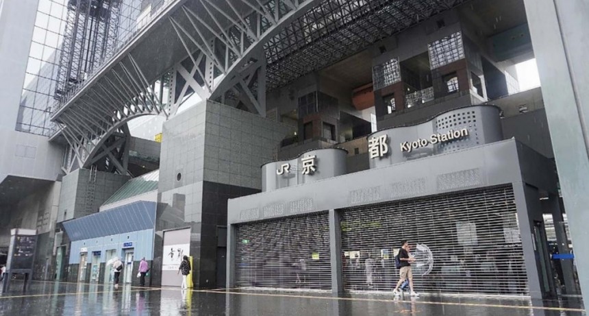  Piden a más de 180.000 personas que busquen refugio ante el paso de una tormenta tropical 