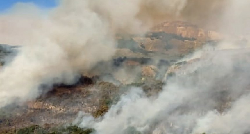 Continúan los focos activos de incendios forestales en Entre Ríos, Formosa y Chaco 