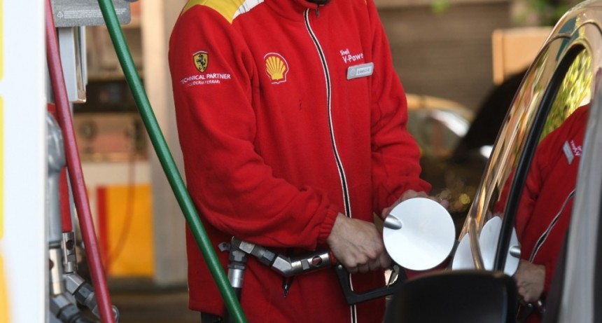  Shell y Puma subieron 12,5% promedio el precio de sus naftas y gasoils 