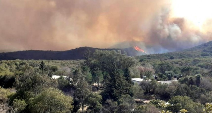  Incendios forestales: alerta por ola de calor y fuertes vientos en Córdoba 