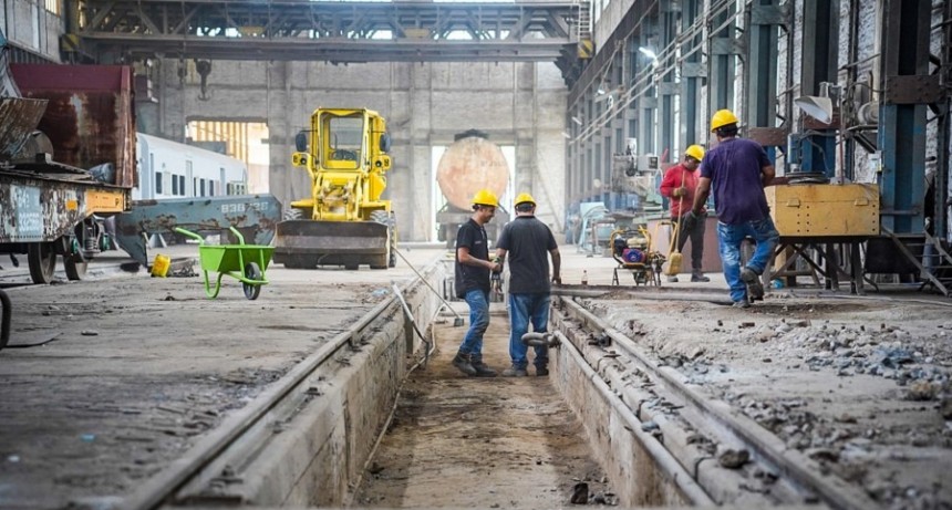  Trenes de pasajeros: 700 km de vías, 21 servicios y 44 estaciones recuperadas 