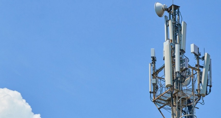  Las empresas de móviles fortalecen la red de 4G y se preparan para la tecnología 5G 