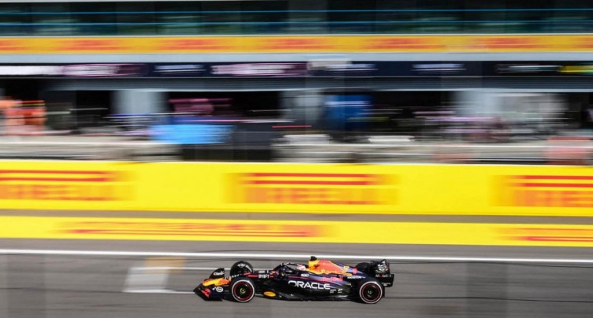  Verstappen hace historia en la F1 con nuevo récord de victorias consecutivas 