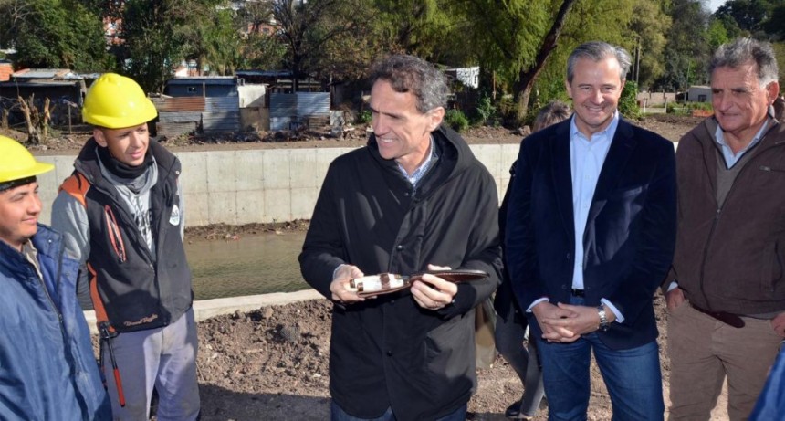  El Gobierno concluirá antes de fin de año las obras previstas en todo el país 