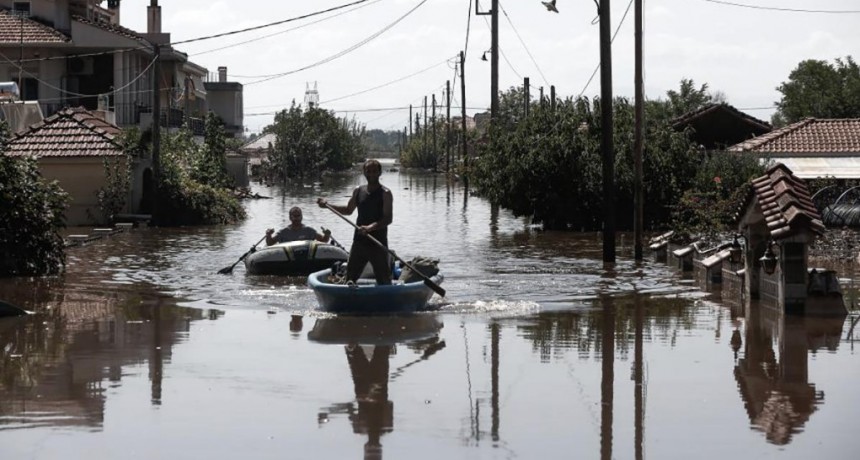  Lluvias torrenciales dejaron al menos 150 muertos en Libia 