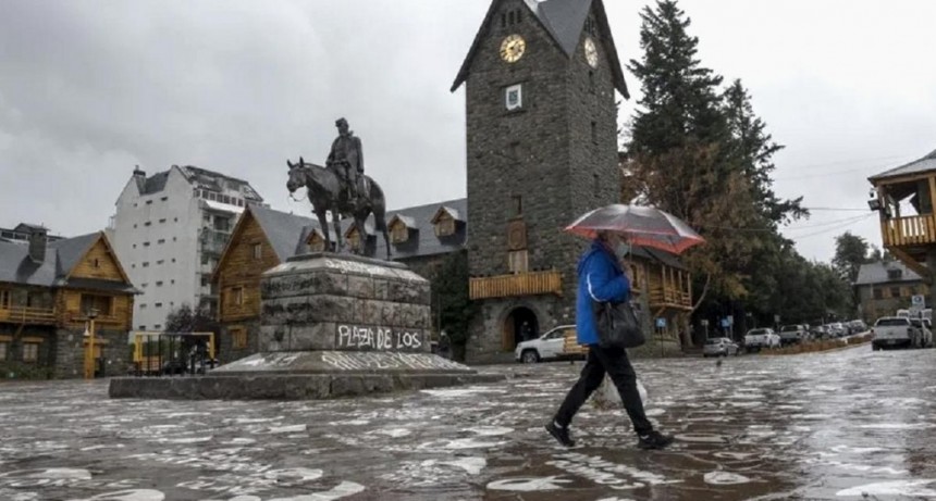  Rigen alertas rojas por lluvias intensas en las cordilleras de Neuqu&eacute;n, R&iacute;o Negro y Chubut 
