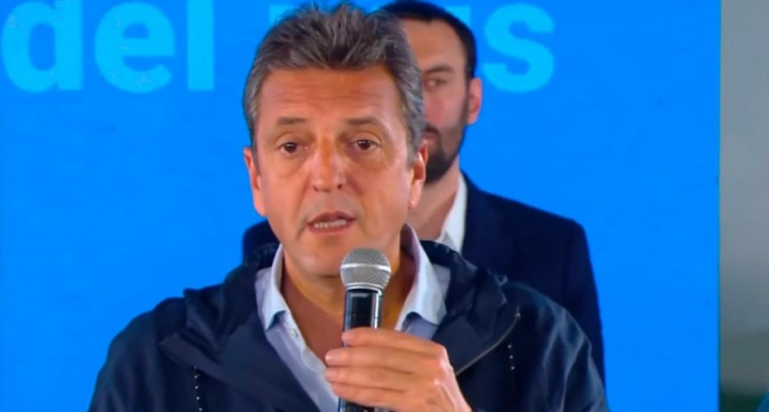  Massa anunció refuerzo alimentario de $45.000 para jubilados y pidió 
